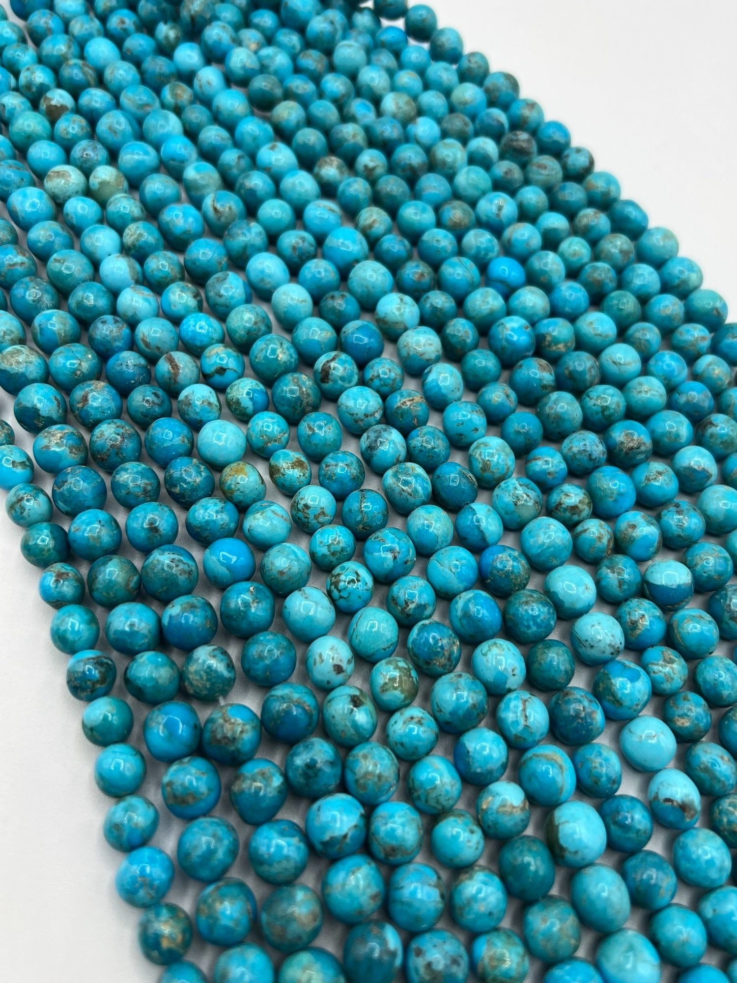 8-9mm-kingman-turquoise-semi-rounds-kingman-turquoise